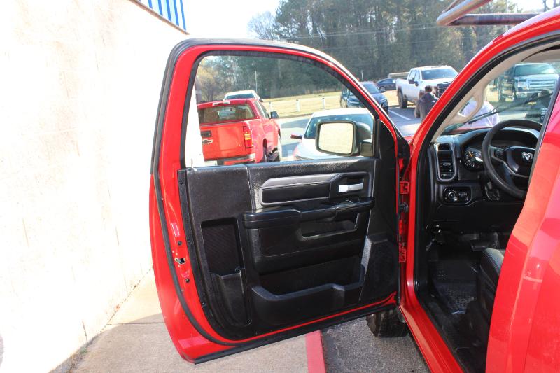 RAM 2500 Tradesman 4x2 Reg Cab 8' Box 2019