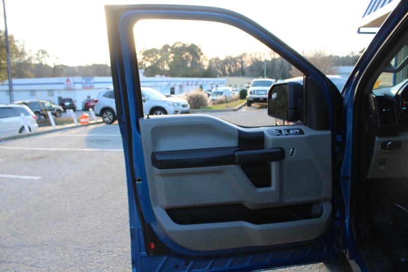 Ford F-150 Lariat 2WD SuperCab 8' Box 2018