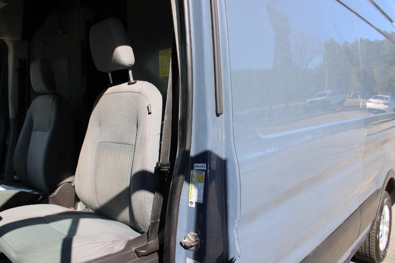 Ford Transit Van T-250 148" EL Hi Rf 9000 GVWR Sliding RH Dr 2019