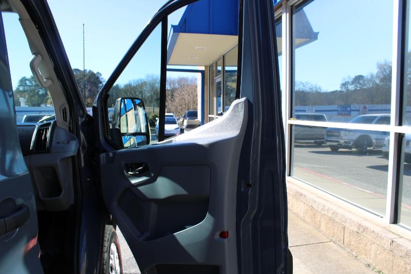 Ford Transit Van T-250 148" EL Hi Rf 9000 GVWR Sliding RH Dr 2019