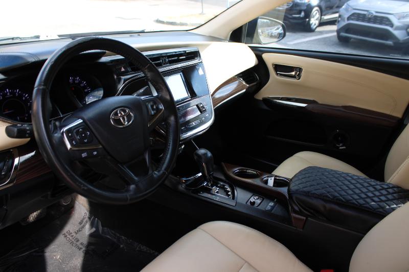 Toyota Avalon 4dr Sdn XLE Touring (Natl) 2015