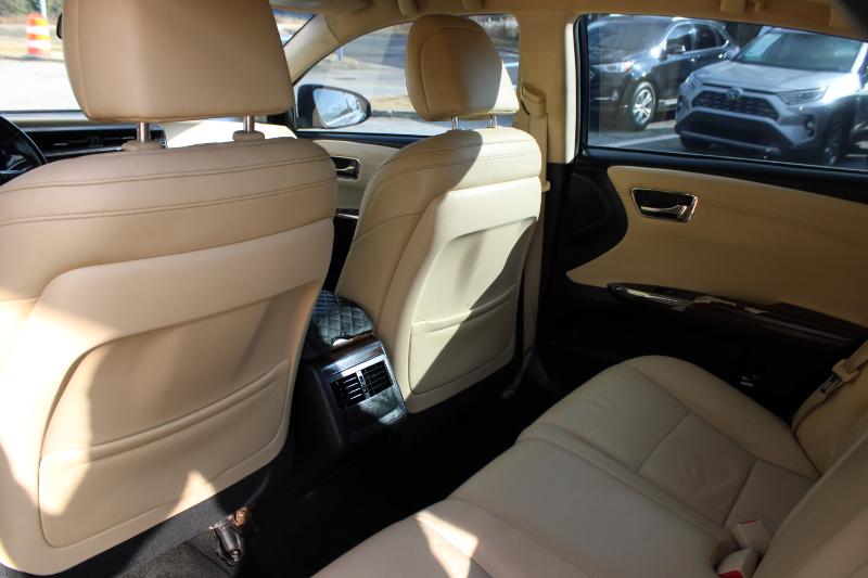 Toyota Avalon 4dr Sdn XLE Touring (Natl) 2015