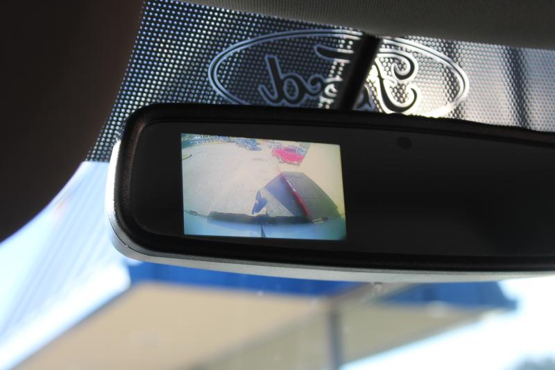 Ford Super Duty F-250 SRW XLT 2WD Reg Cab 8' Box 2018