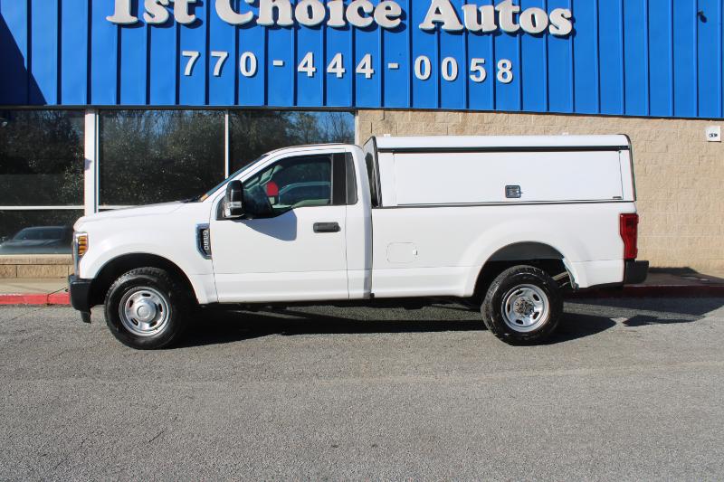 Ford Super Duty F-250 SRW XLT 2WD Reg Cab 8' Box 2018