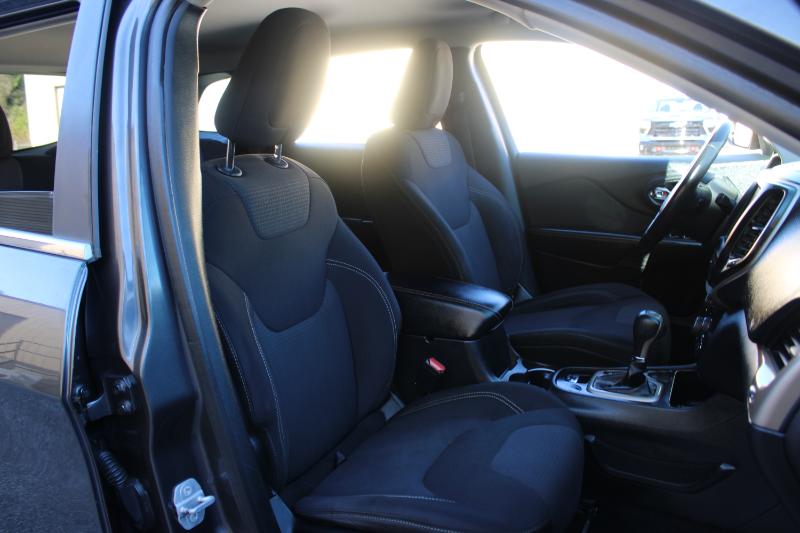 Jeep Cherokee FWD 4dr Latitude 2015