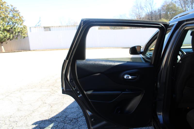 Jeep Cherokee FWD 4dr Latitude 2015