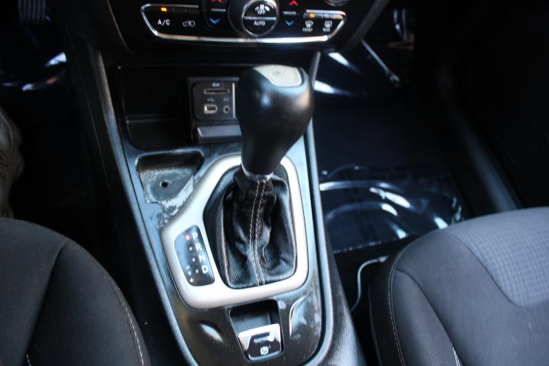 Jeep Cherokee FWD 4dr Latitude 2015