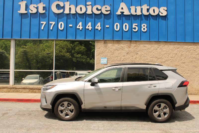 Toyota RAV4 Hybrid XLE AWD (Natl) 2022