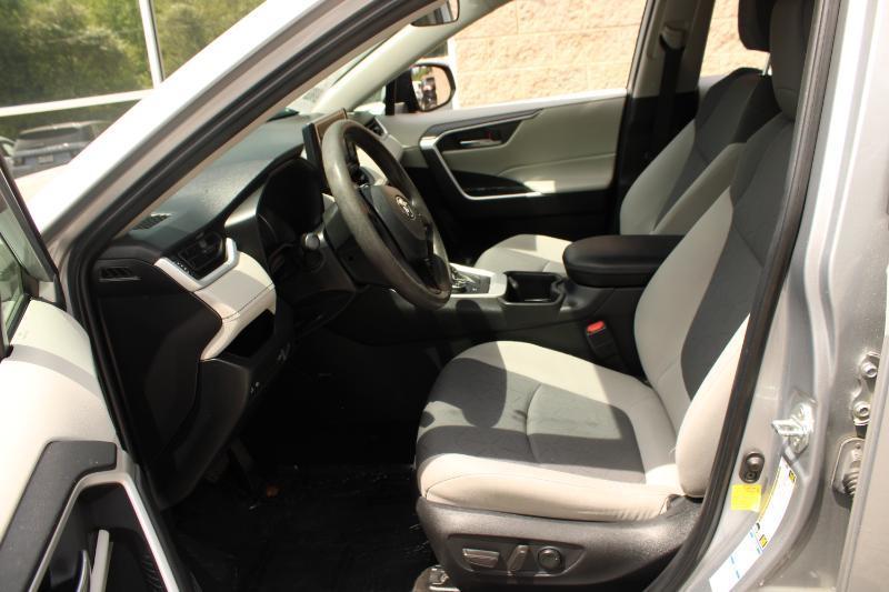 Toyota RAV4 Hybrid XLE AWD (Natl) 2022