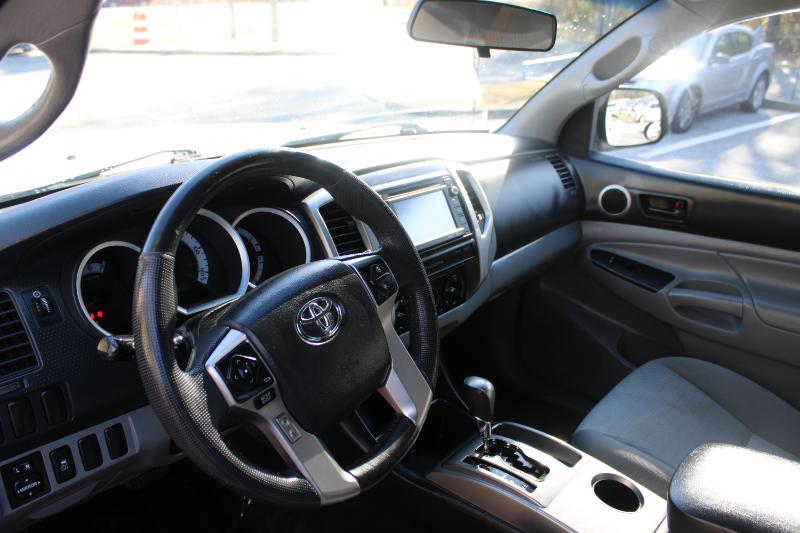 Toyota Tacoma 2WD Double Cab V6 AT PreRunner (Natl) 2015