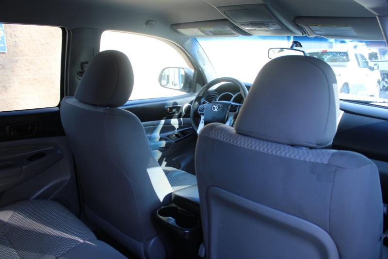 Toyota Tacoma 2WD Double Cab V6 AT PreRunner (Natl) 2015