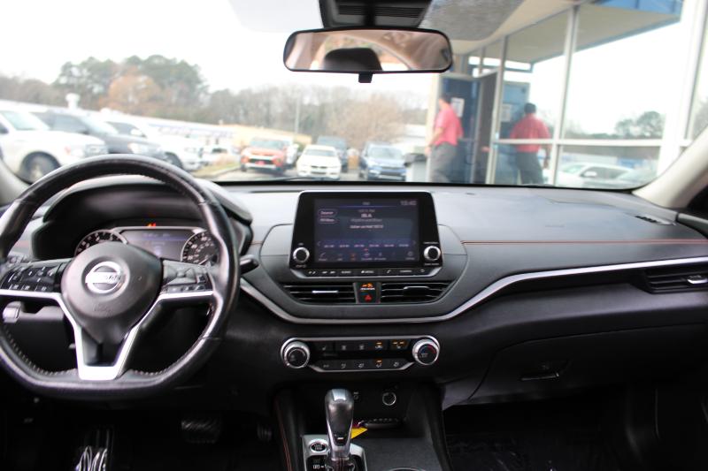 Nissan Altima 2.5 SR AWD Sedan 2020