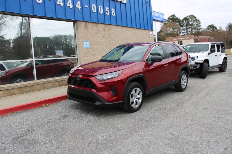 Toyota RAV4 LE FWD (Natl) 2021