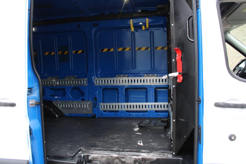 Ford Transit Van T-250 148" Med Rf 9000 GVWR Sliding RH Dr 2018