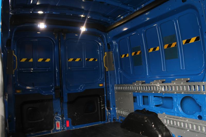 Ford Transit Van T-250 148" Med Rf 9000 GVWR Sliding RH Dr 2018