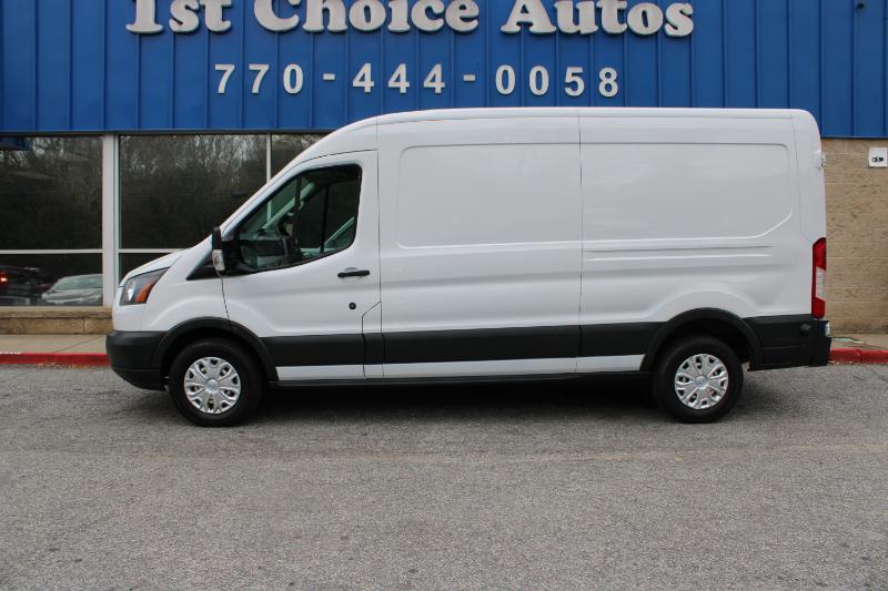 Ford Transit Van T-250 148" Med Rf 9000 GVWR Sliding RH Dr 2018