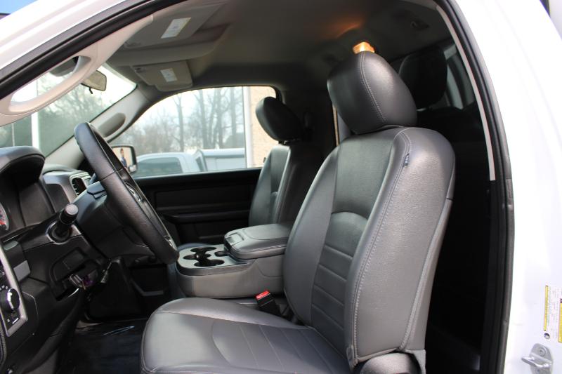 RAM 1500 4WD Reg Cab 140.5" Tradesman 2014