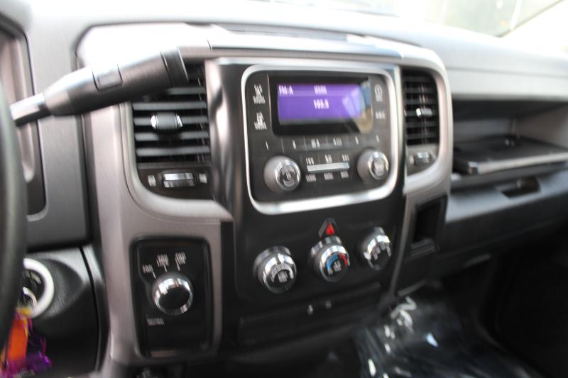 RAM 1500 4WD Reg Cab 140.5" Tradesman 2014