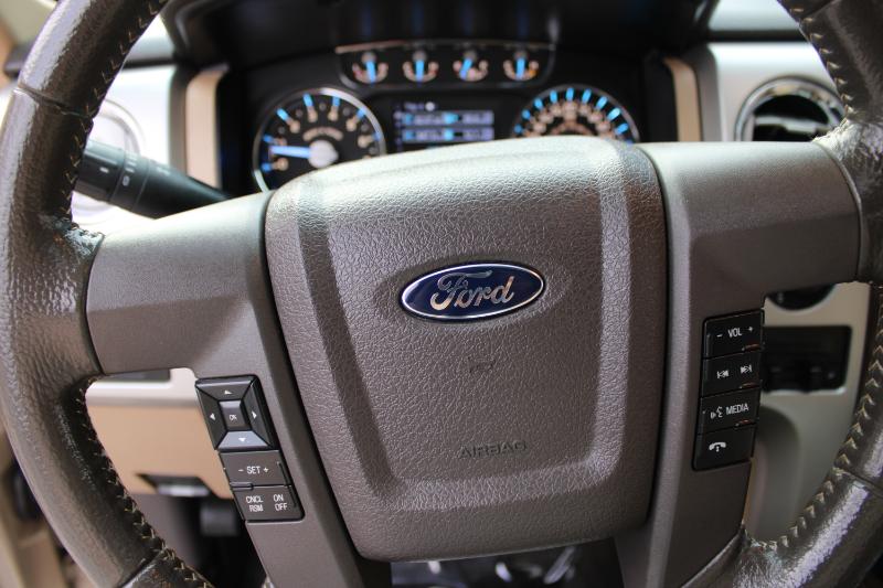 Ford F-150 4WD SuperCab 145" Lariat 2014