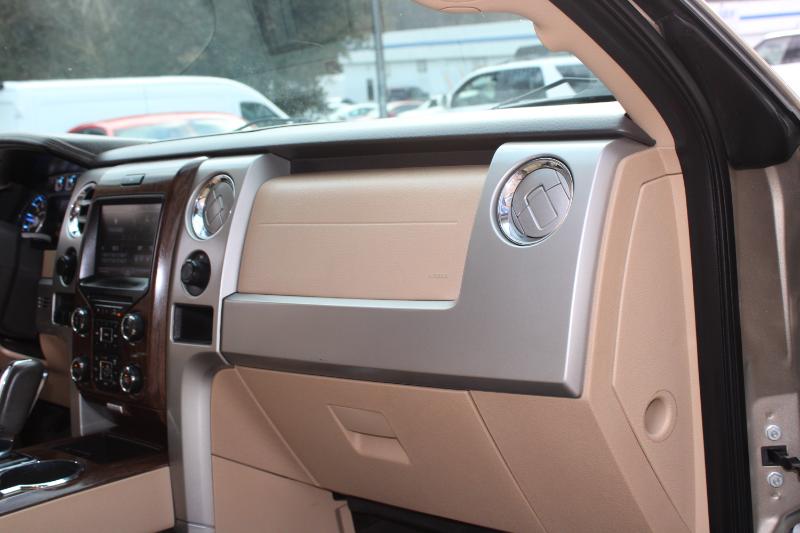 Ford F-150 4WD SuperCab 145" Lariat 2014