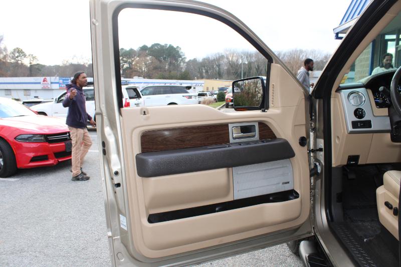 Ford F-150 4WD SuperCab 145" Lariat 2014