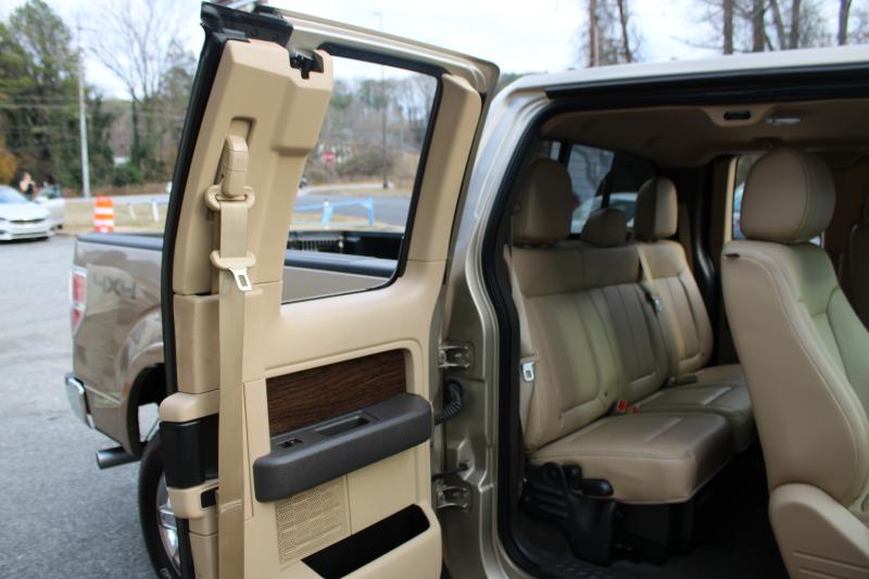 Ford F-150 4WD SuperCab 145" Lariat 2014