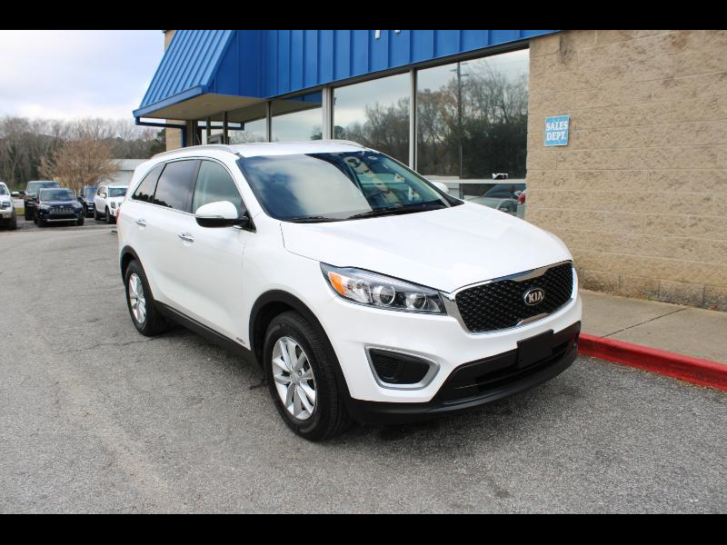 2017 Kia Sorento LX's photo