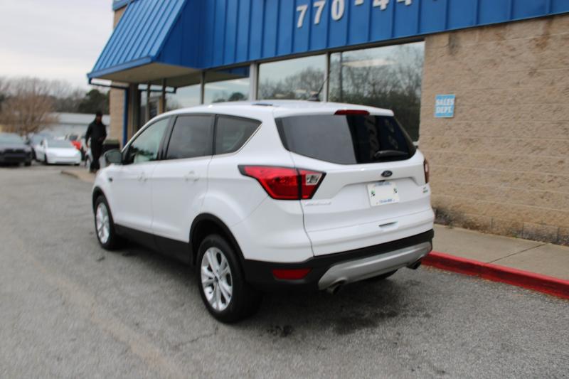 Ford Escape SE FWD 2019