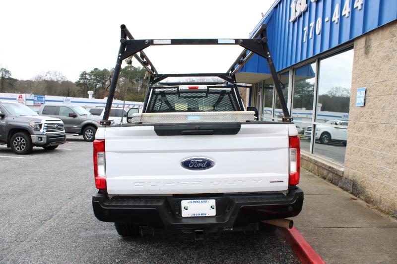 Ford Super Duty F-250 SRW XLT 2WD Reg Cab 8' Box 2019