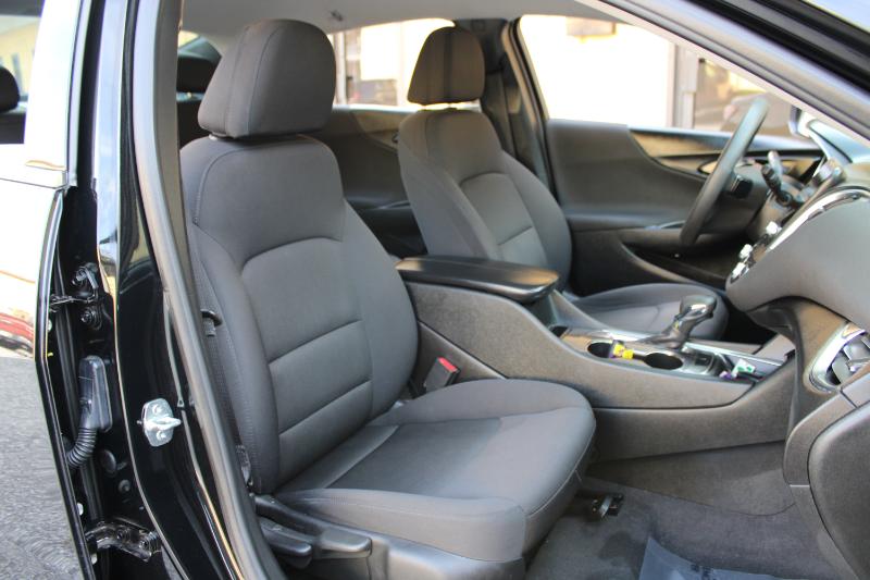 Chevrolet Malibu 4dr Sdn LT 2021