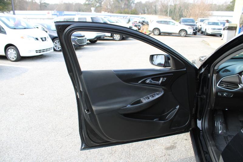 Chevrolet Malibu 4dr Sdn LT 2021