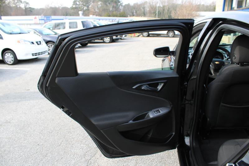 Chevrolet Malibu 4dr Sdn LT 2021