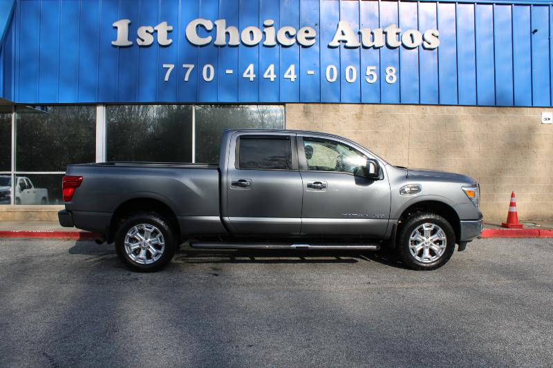 Nissan Titan XD 4x4 Diesel Crew Cab SV 2017