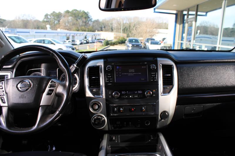 Nissan Titan XD 4x4 Diesel Crew Cab SV 2017