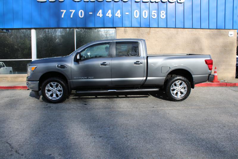 Nissan Titan XD 4x4 Diesel Crew Cab SV 2017