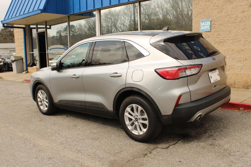 Ford Escape SE Hybrid FWD 2021