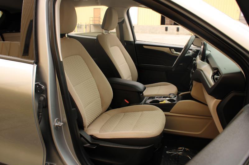 Ford Escape SE Hybrid FWD 2021