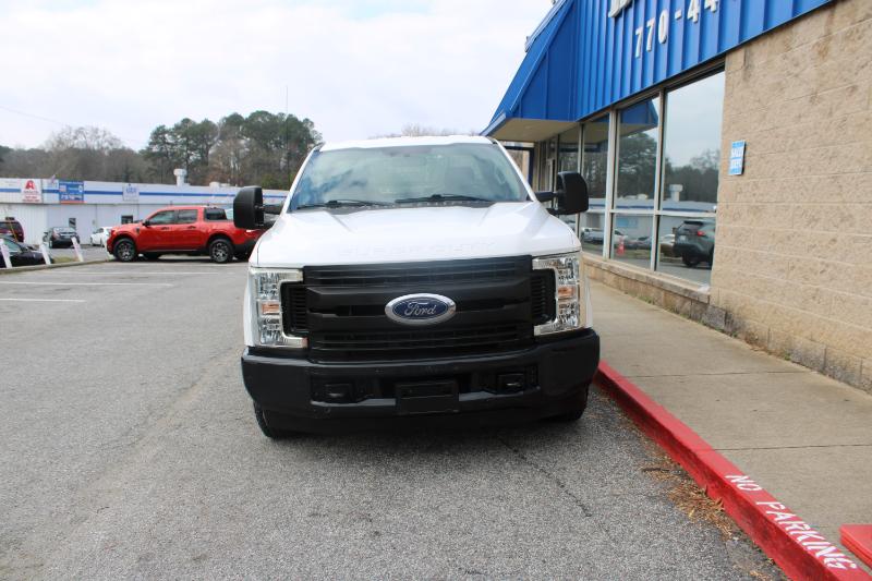 Ford Super Duty F-250 SRW XLT 2WD Reg Cab 8' Box 2019