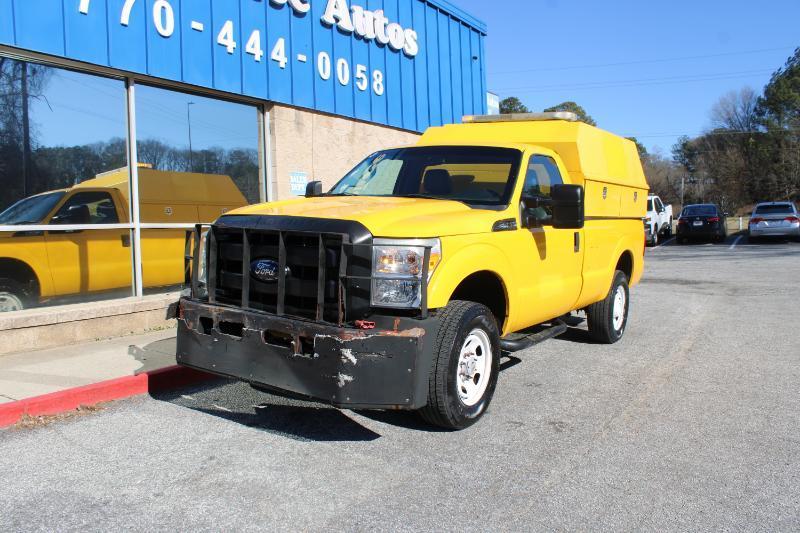 Ford Super Duty F-350 SRW 4WD Reg Cab 137" XLT 2015