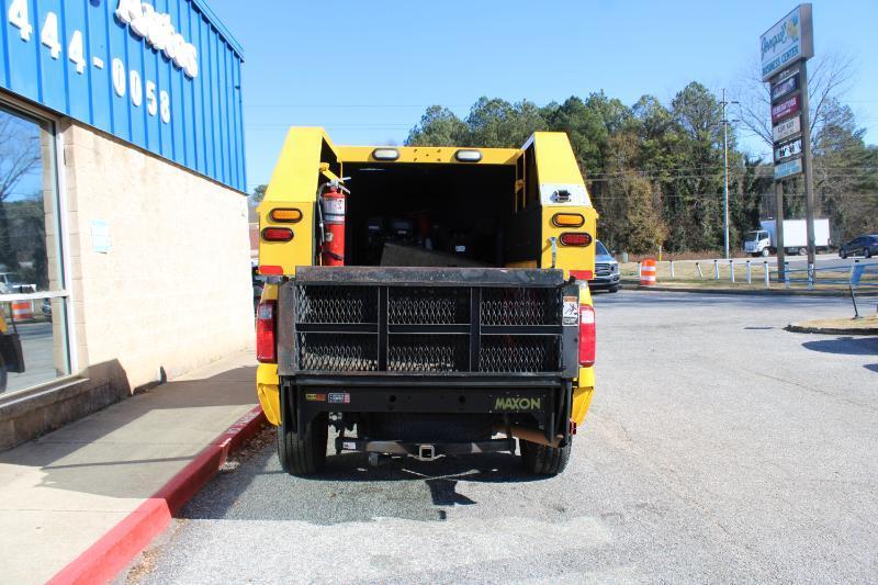 Ford Super Duty F-350 SRW 4WD Reg Cab 137" XLT 2015