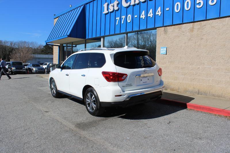 Nissan Pathfinder FWD SV 2020