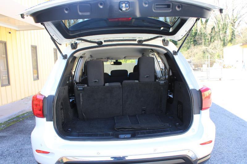 Nissan Pathfinder FWD SV 2020