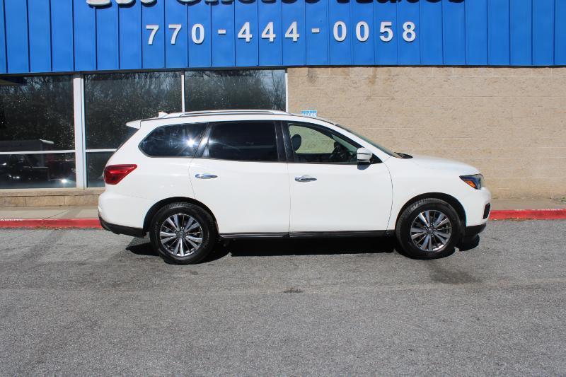 Nissan Pathfinder FWD SV 2020