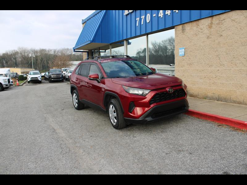 Toyota RAV4 LE FWD (Natl) 2019