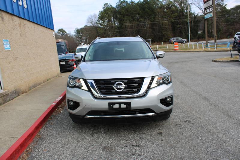 Nissan Pathfinder 4x4 SV 2018
