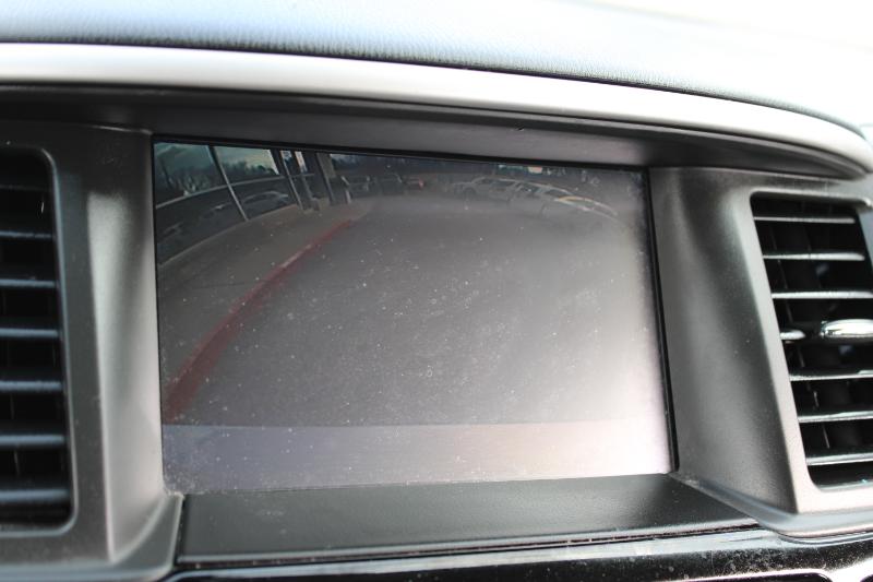 Nissan Pathfinder 4x4 SV 2018