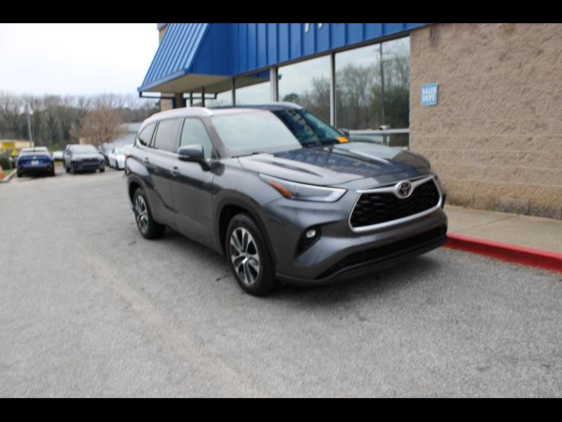 Toyota Highlander XLE FWD (Natl) 2022