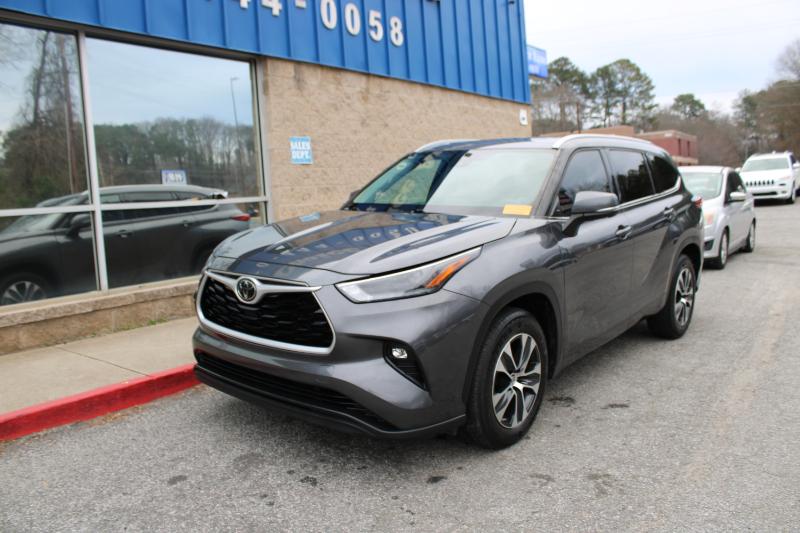 Toyota Highlander XLE FWD (Natl) 2022