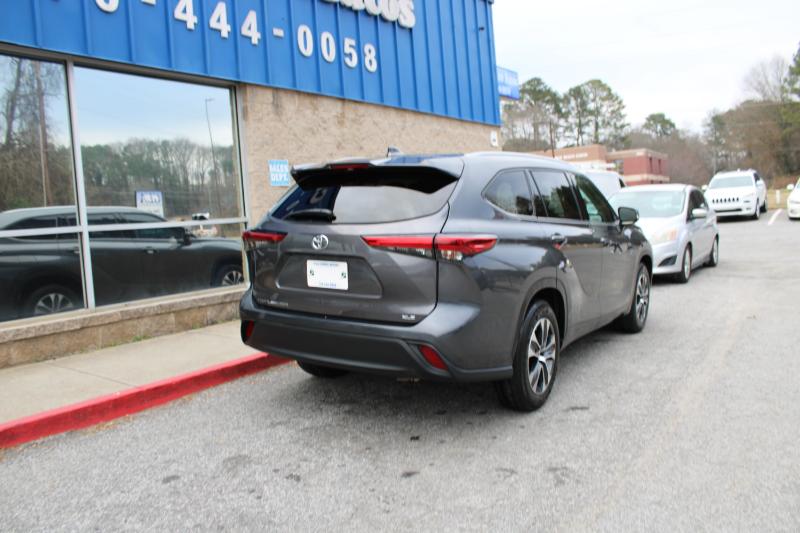 Toyota Highlander XLE FWD (Natl) 2022