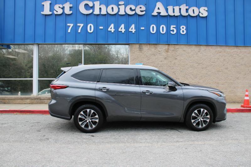 Toyota Highlander XLE FWD (Natl) 2022